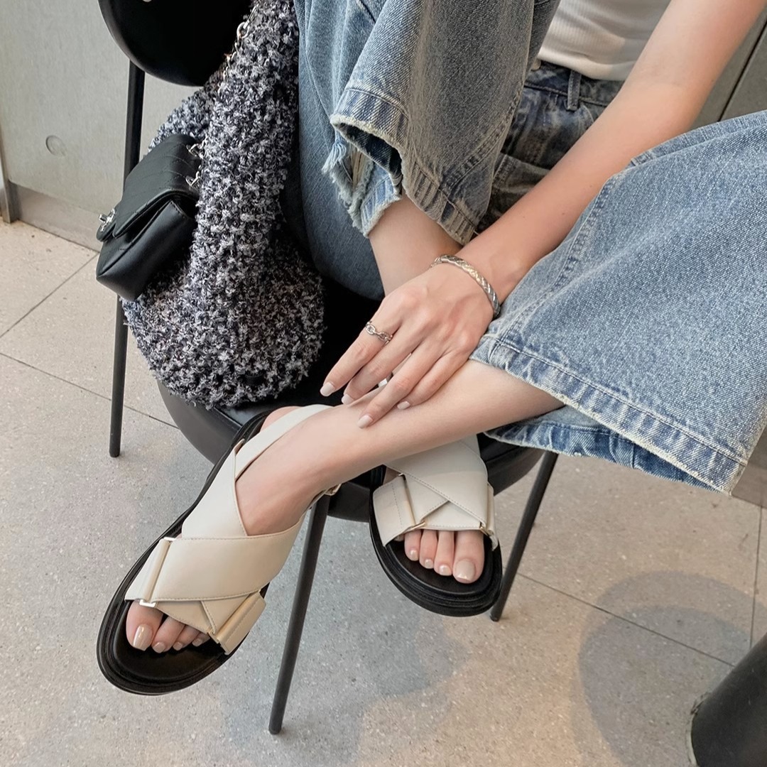 Summer Women Sheepskin Cross S - đánh giá và giá Summer Clothing Modest